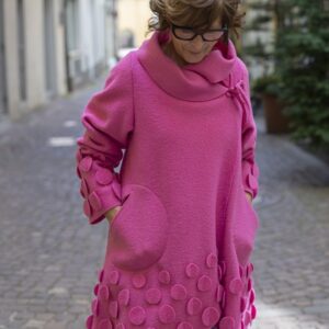 Poncho Melanie lang Goldlinie mit Kugel
